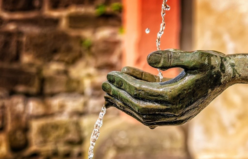 Y vosotros, ¿quién decís que soy yo?Domingo XXI T.O. Por: Rosa Mary González. Vita et Pax. Tafalla.